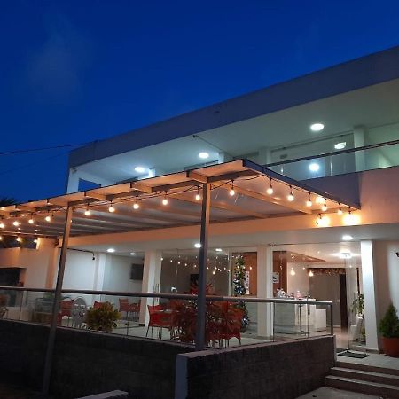 Hotel Prado 53 バランキージャ エクステリア 写真