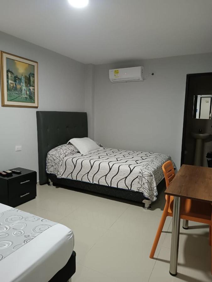Hotel Prado 53 バランキージャ エクステリア 写真