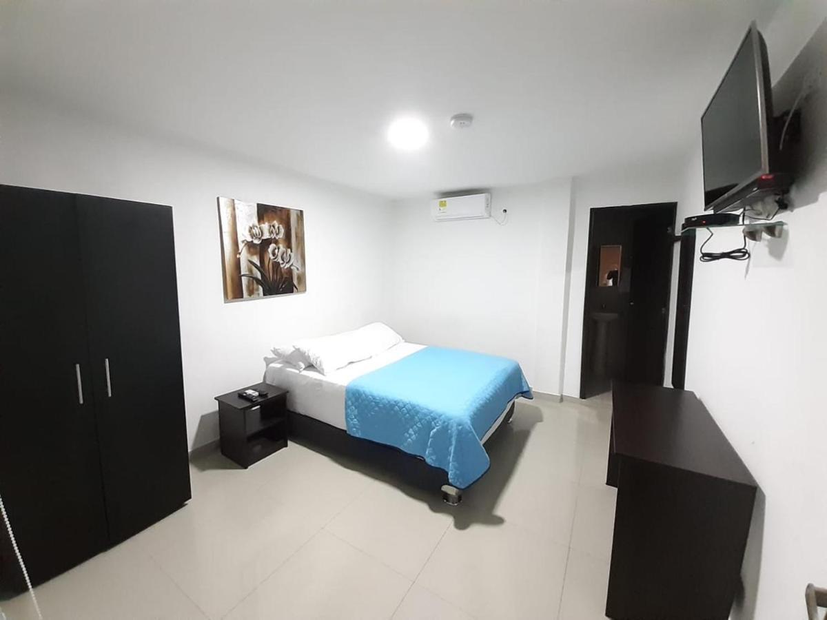 Hotel Prado 53 バランキージャ エクステリア 写真